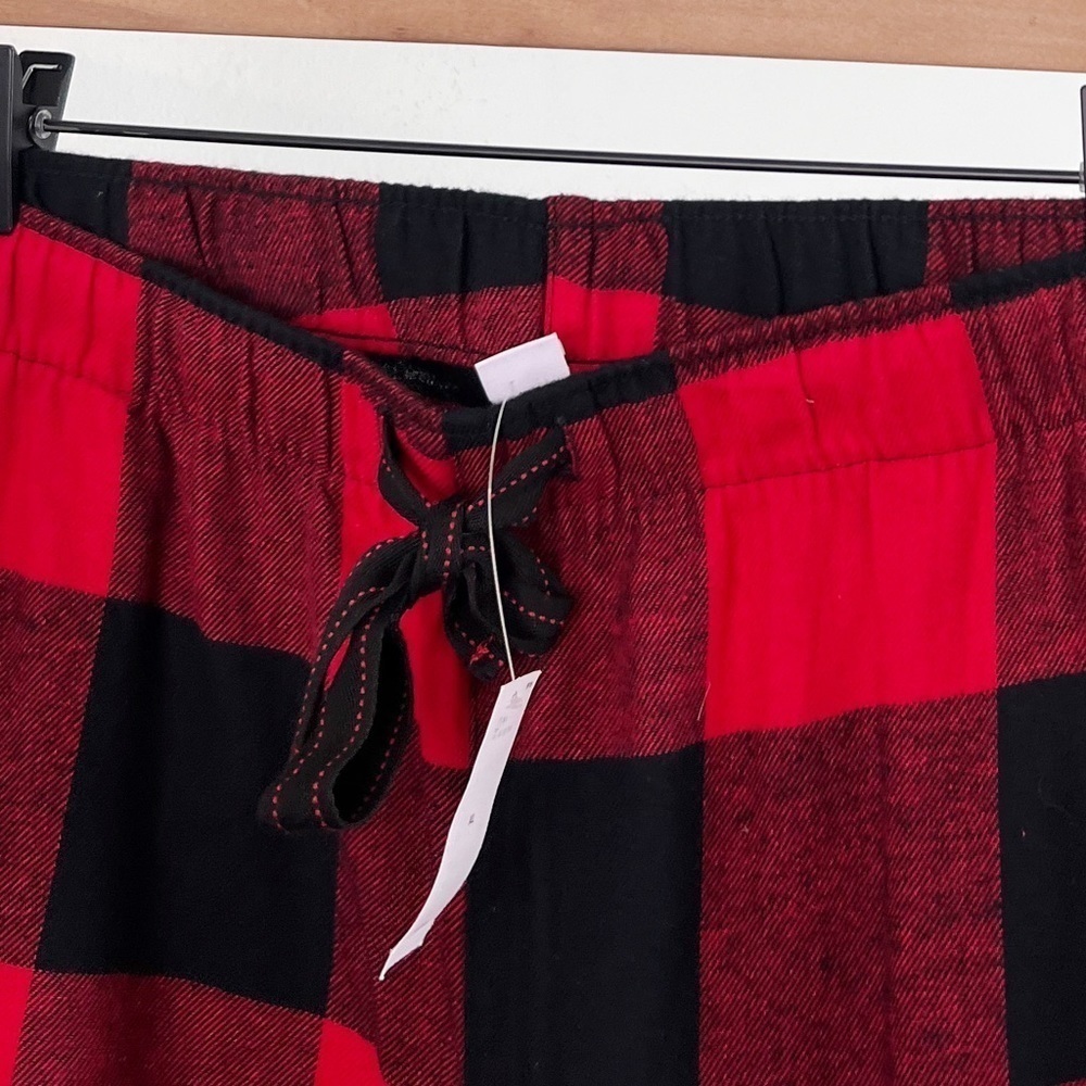 Old Navy Red and Black Buffalo Plaid Pajama Set - Picture 6 of 6